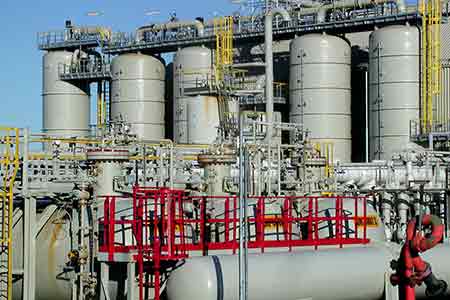 肯（kěn）富來液環泵機組在北歐煉油項目油氣回收（shōu）使用現場