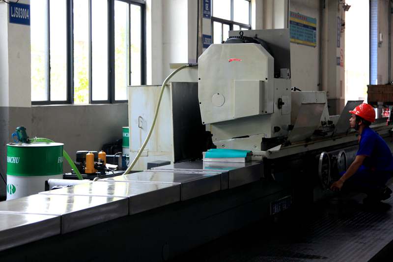 MC13635000-H外（wài）圓磨床